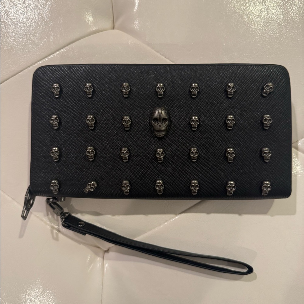 Thomas Wylde Black Skull-Stud Zip Wristlet Wallet